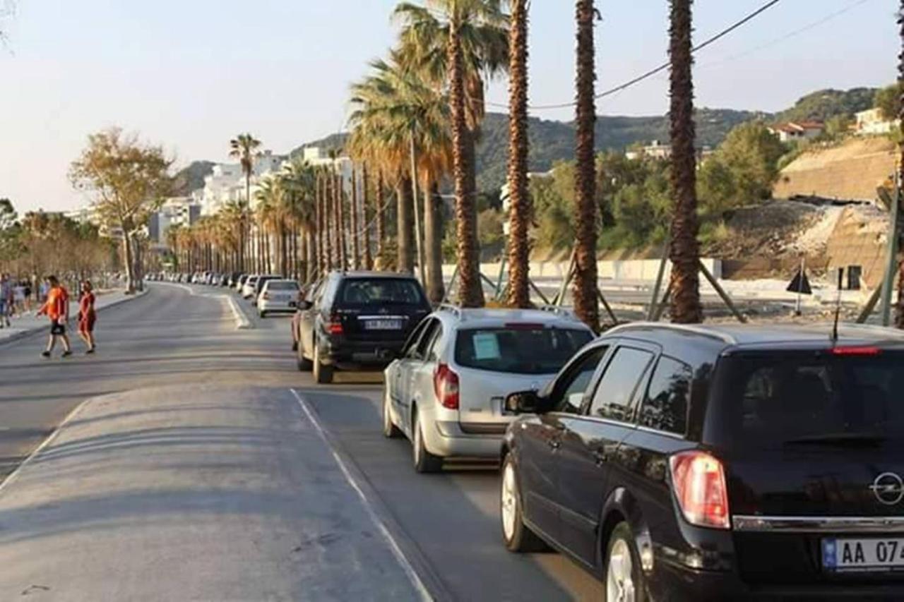 Sea View Apartment Onorato 1 Vlorë エクステリア 写真